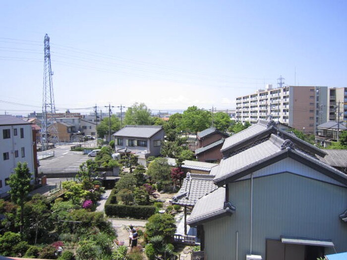 室内からの展望 セザ－ル高畑４０１号室