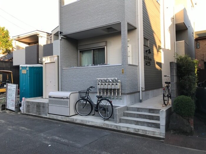 エントランス部分 アークス八田