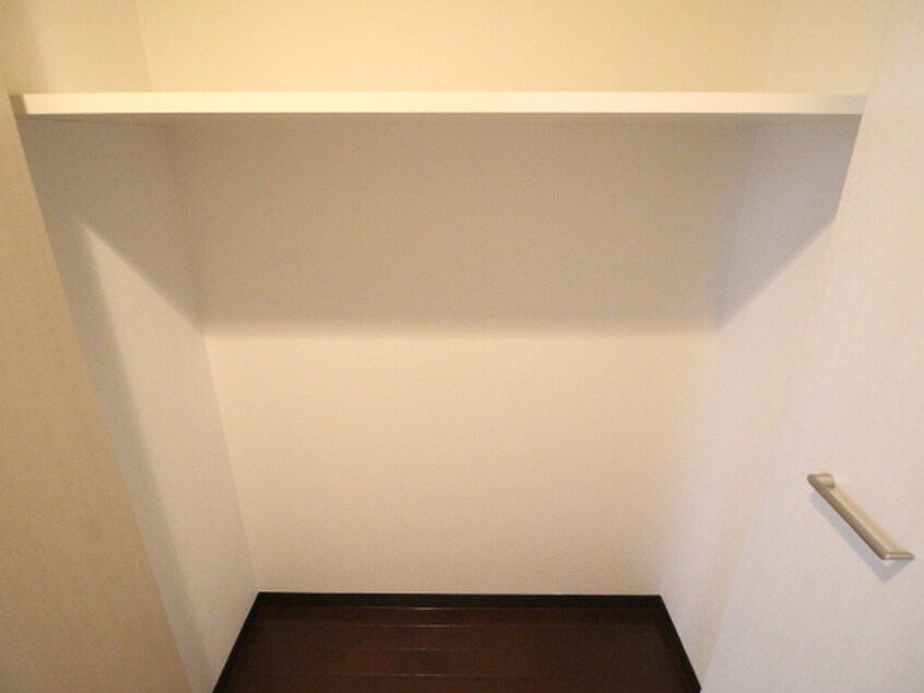 収納 プレシャス代官