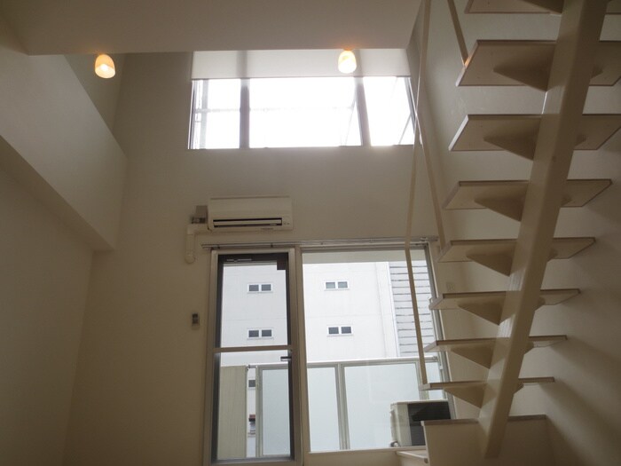 居室 丸の内スクエア