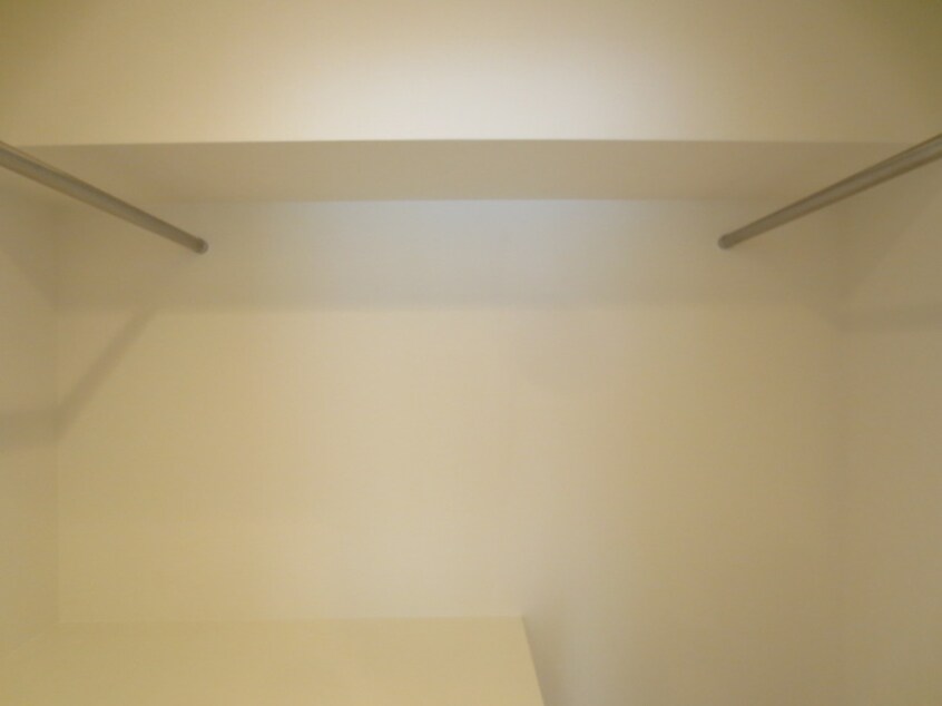 収納 丸の内スクエア