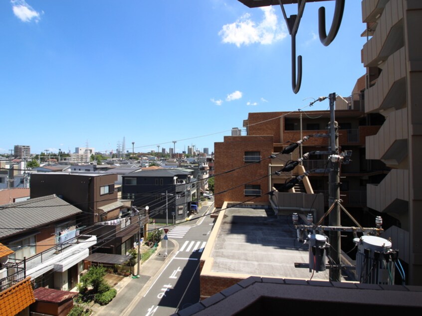 室内からの展望 プロビデンス新瑞橋