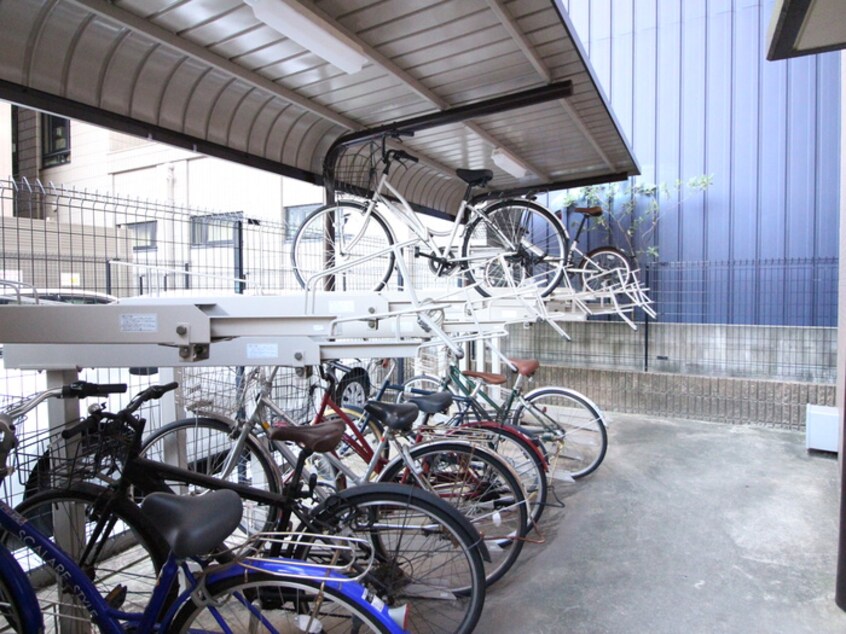 駐輪場 HF名駅北レジデンスWEST