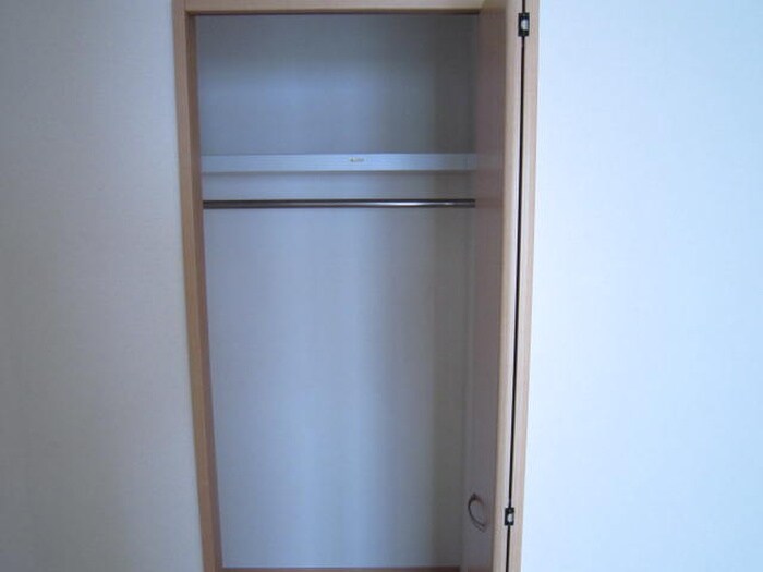 収納 タウンコ－ト二ツ橋