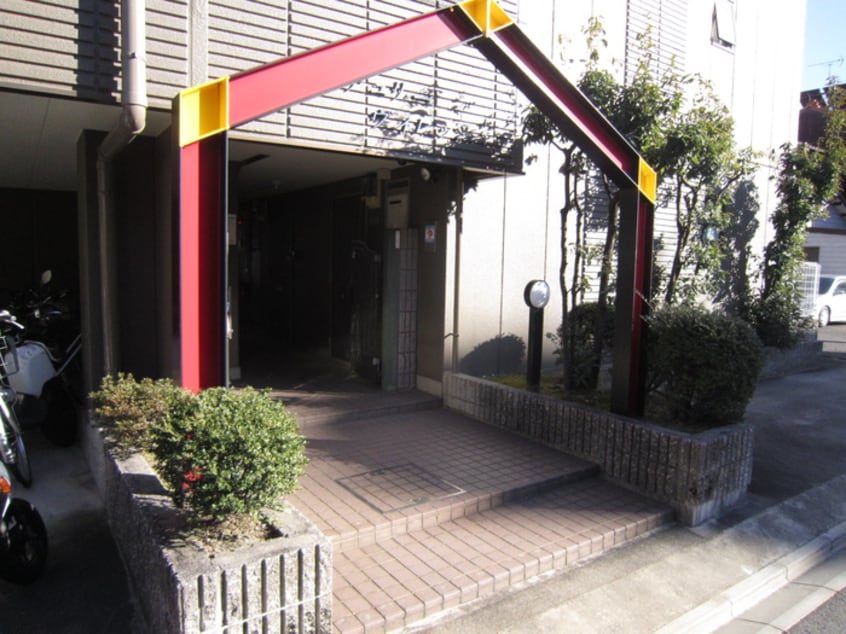 エントランス部分 センチュリーヴィレッジ