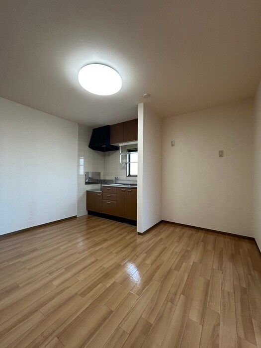 居室 ヴィラ　エテルノ