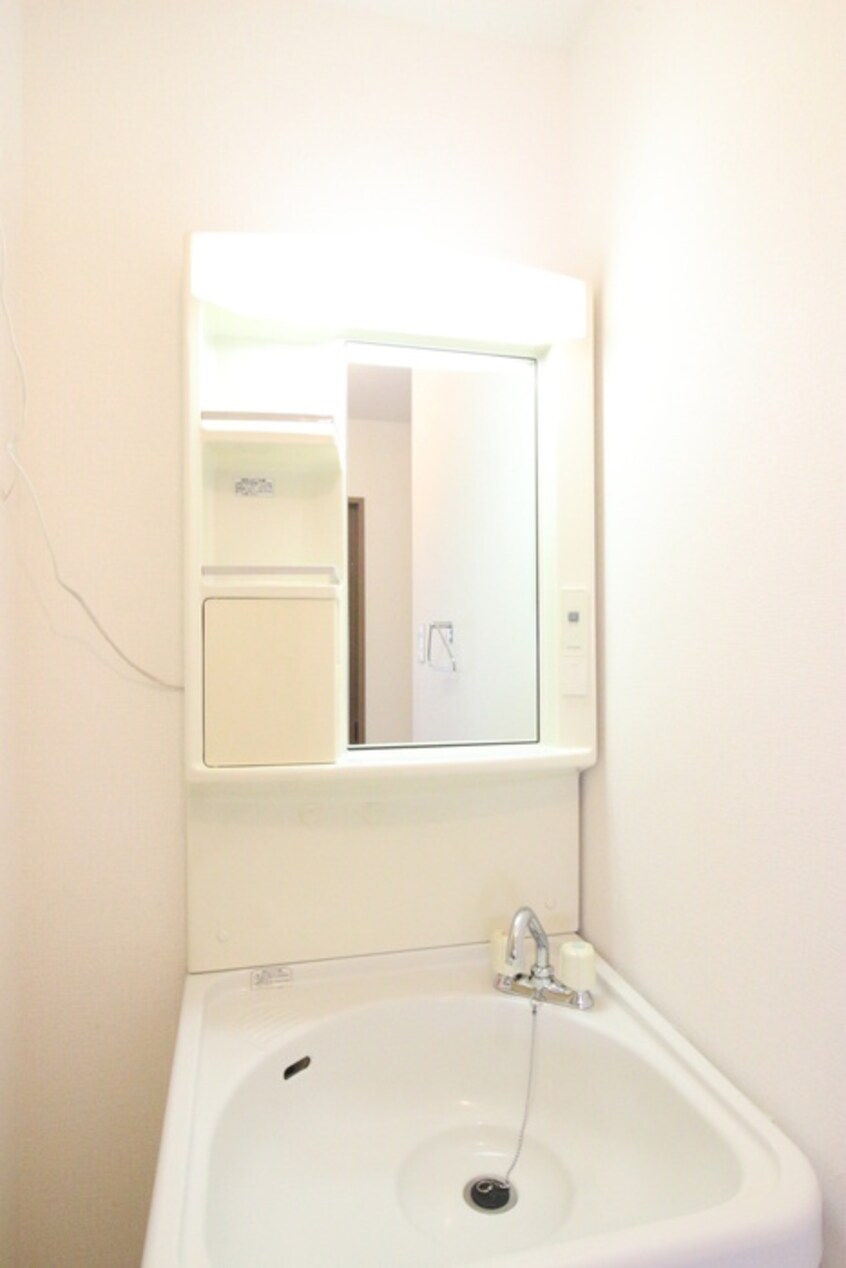 洗面 ヴィラ　エテルノ