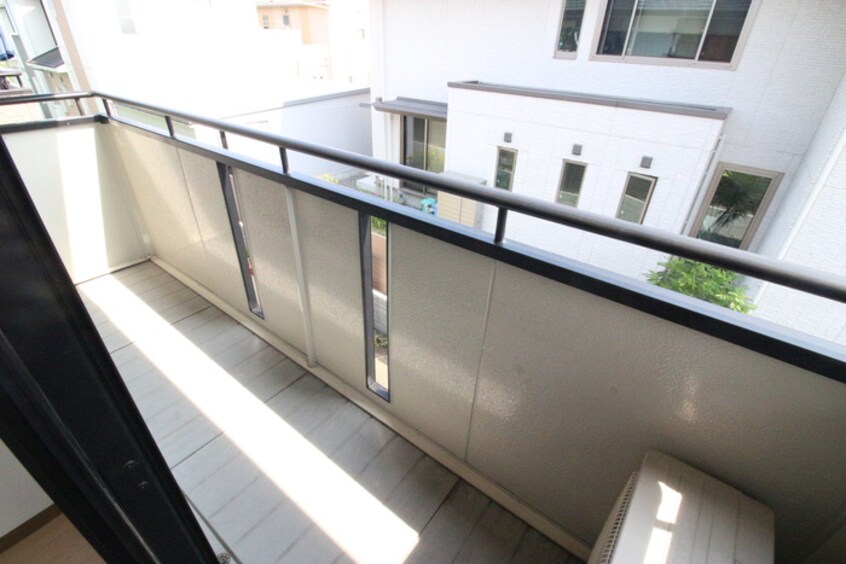 ベランダ・バルコニー ヴィラ　エテルノ