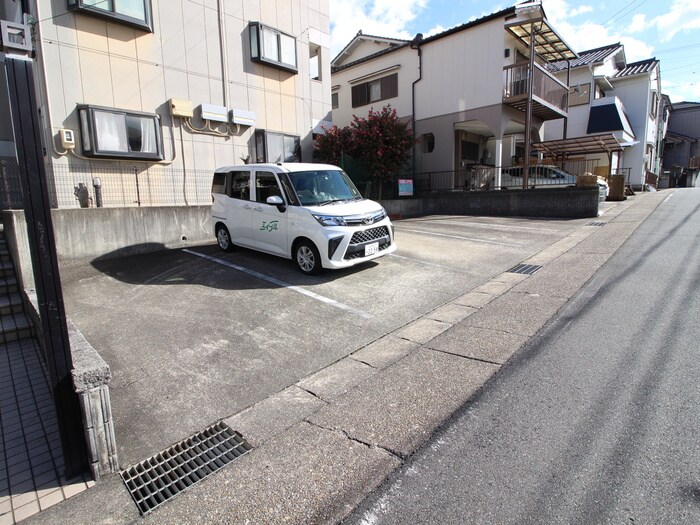 駐車場 ヴューラセイホウ