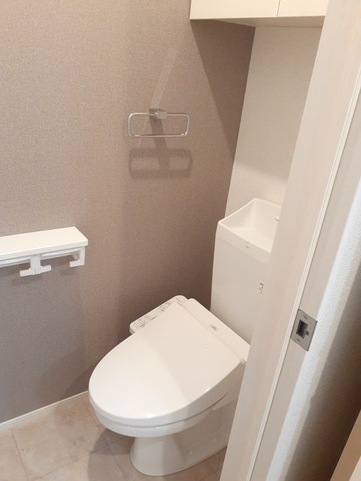 トイレ ローレル