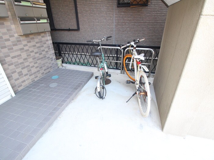 駐輪場 ア－シ－ヴィレッジ
