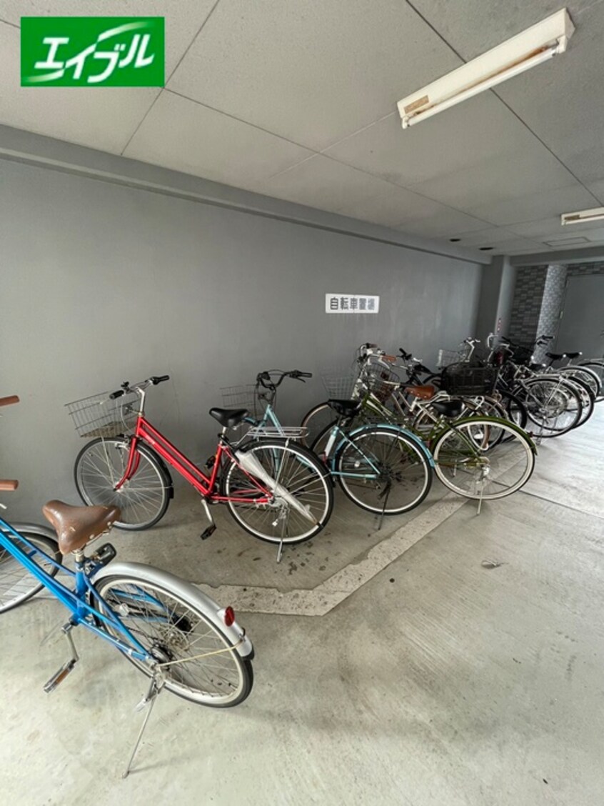 駐輪場 ST PLAZA TOHATA