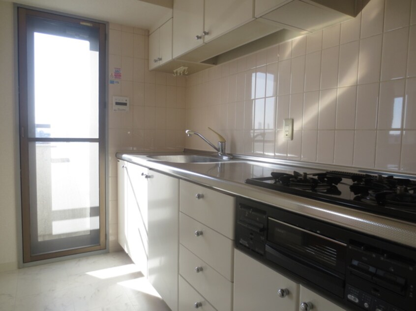 キッチン エクセレンス志賀本通