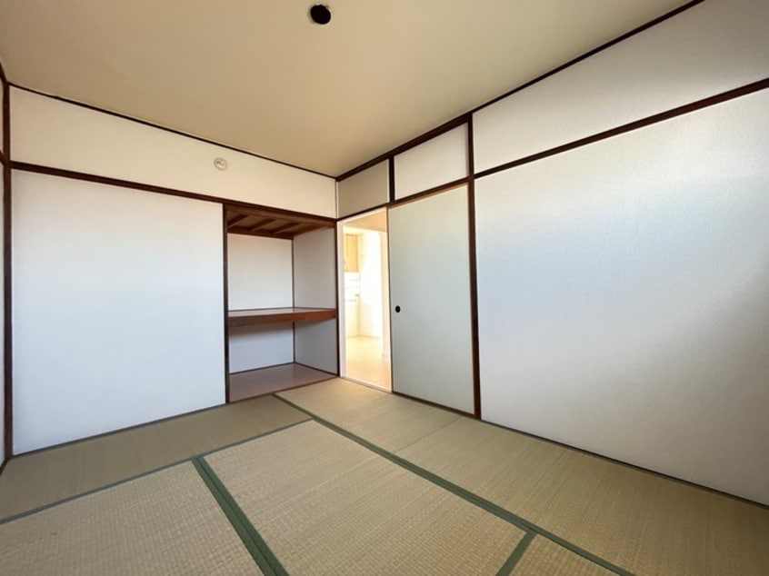 居室 柏原ハイツ