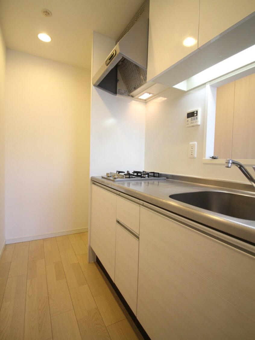 キッチン アデグランツ大須