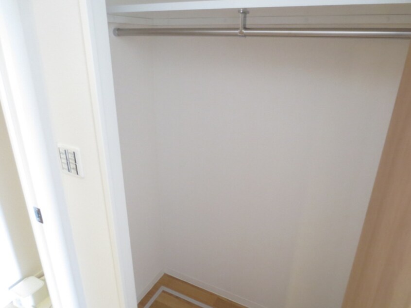 収納 アデグランツ大須