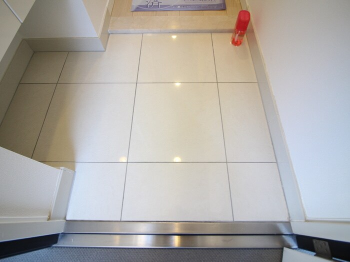 玄関 アデグランツ大須