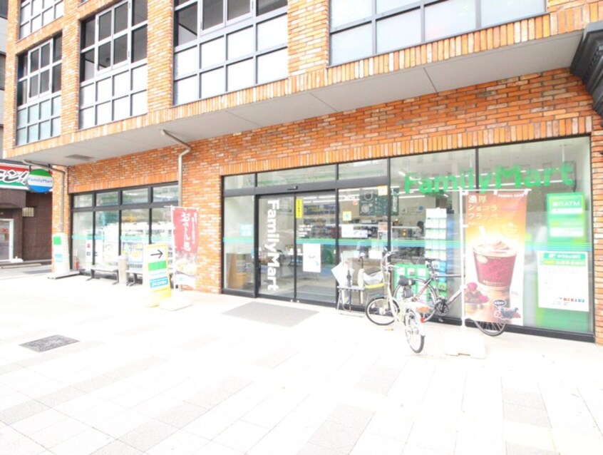 ファミリーマート 大須一丁目店(コンビニ)まで150m WELL BEING 大須