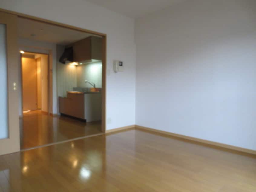 居室 ポポラ－レ白鳥