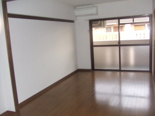 居室 メゾンドヨサミＡ