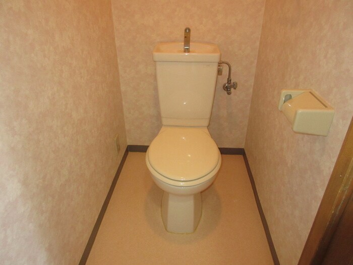 トイレ ウイングオカドビル