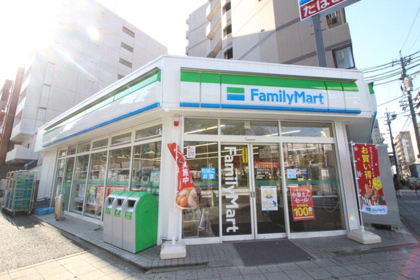 ファミリーマート新栄1丁目店(コンビニ)まで219m プレステ－ジ新栄