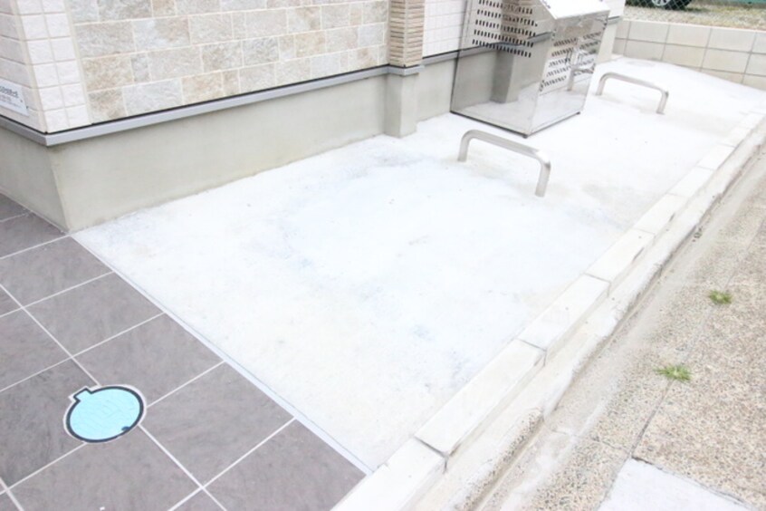 駐輪場 ハーモニーテラス靖国町