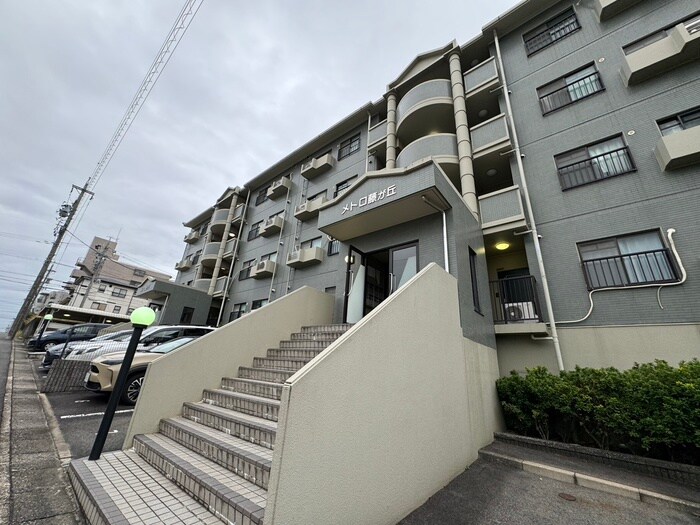 エントランス部分 メトロ藤が丘