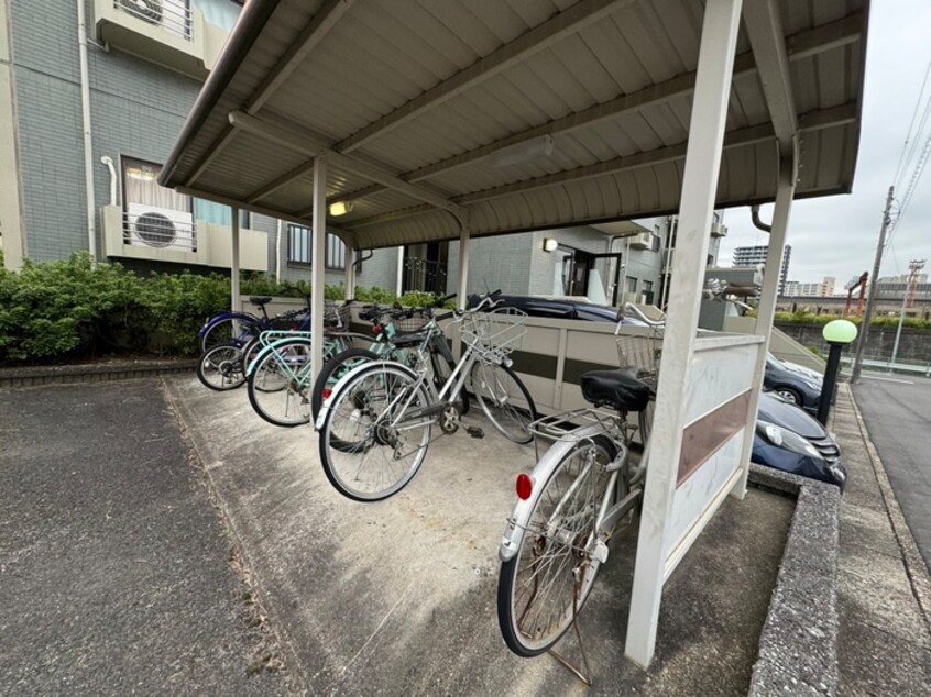 駐輪場 メトロ藤が丘