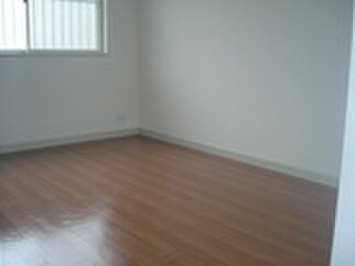 居室 サンファ－レ里小牧