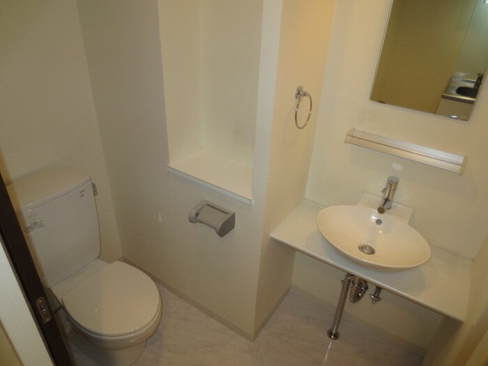 トイレ Ｍａｒｃｈｅ　Ｉ