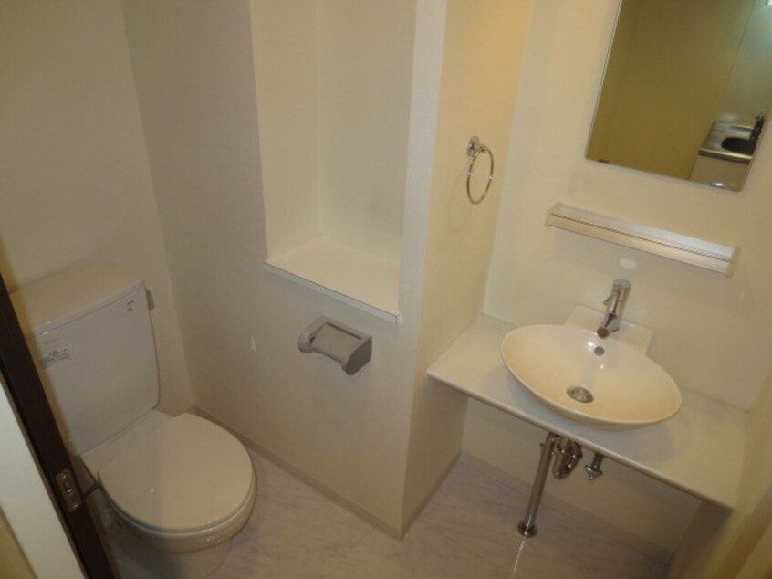 トイレ Ｍａｒｃｈｅ　Ｉ