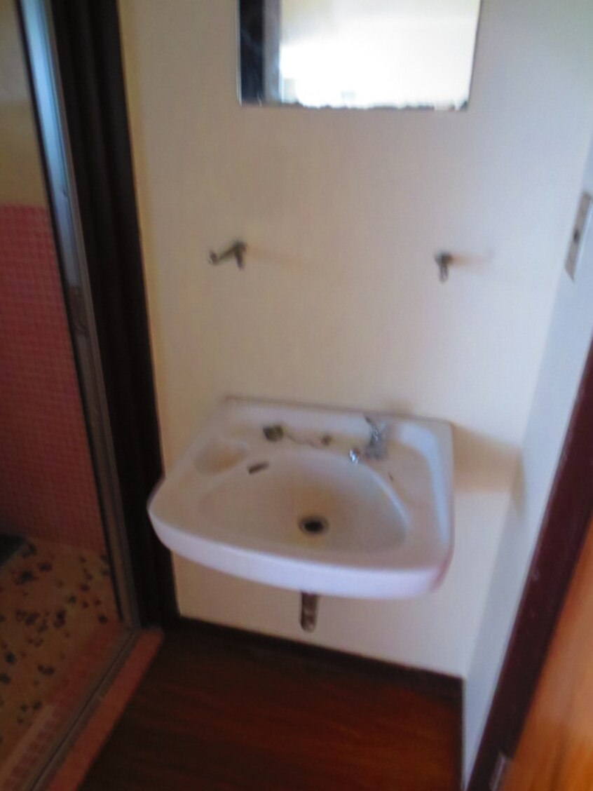 洗面 ト－タス駒止