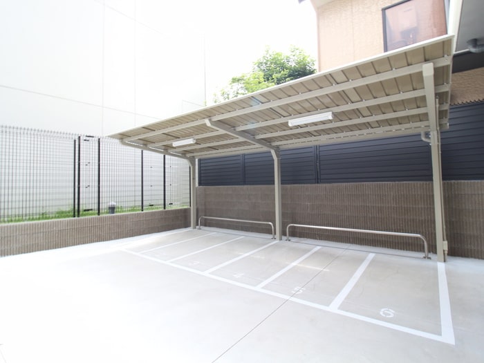 バイク置き場 メイクスWアート上前津V