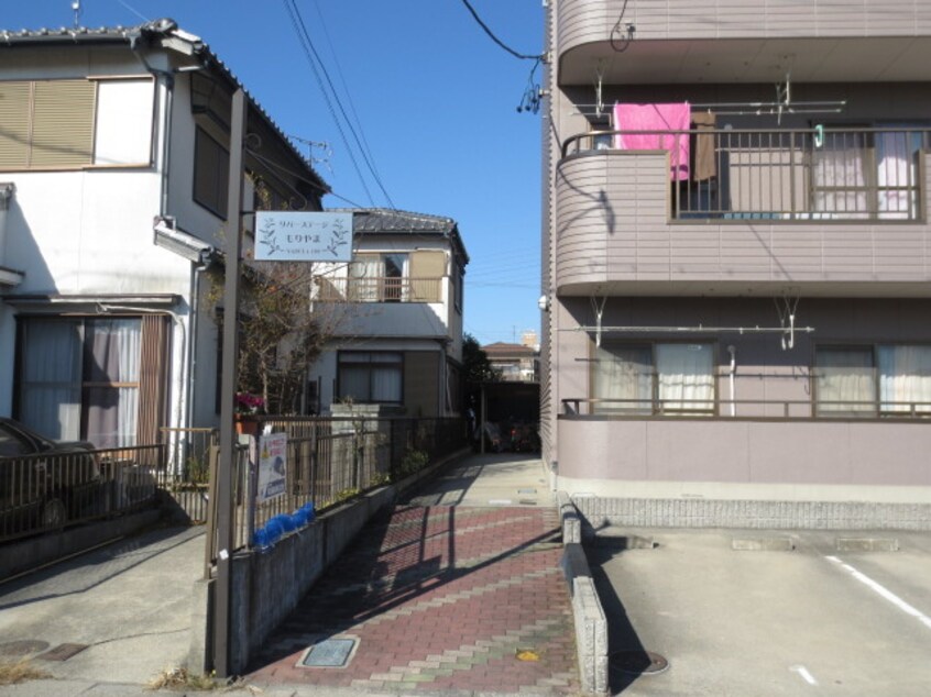 エントランス部分 リバ－ステ－ジもりやま