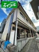 メゾン川名の外観