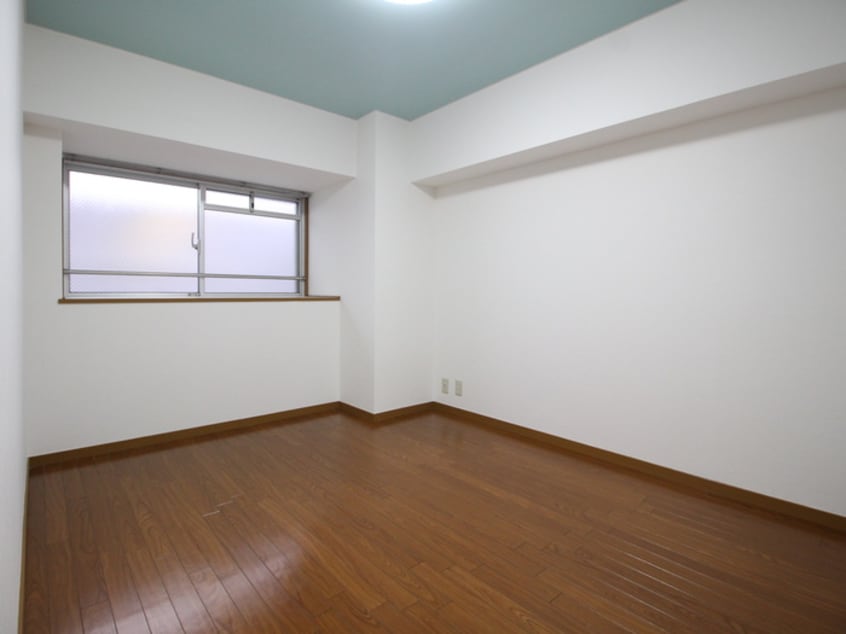 居室 エステート小島