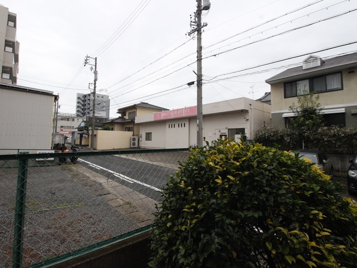 室内からの展望 エステート小島