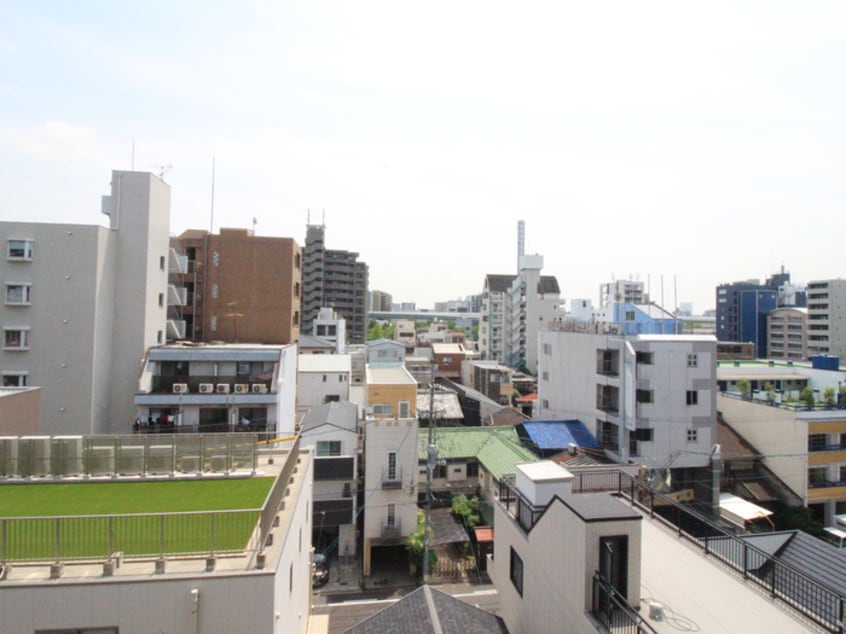 室内からの展望 シーズンフラッツ矢場