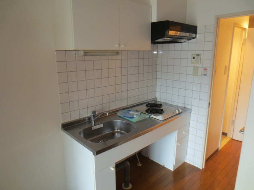 キッチン クリサスレジデンス枇杷島