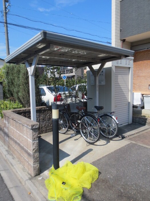 駐輪場 エポック榮生