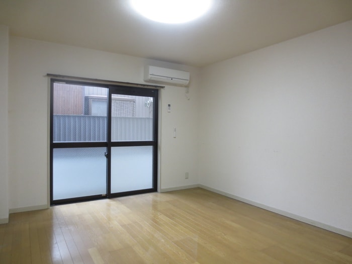 居室 ＡＭＥＮＩＴＹ中央