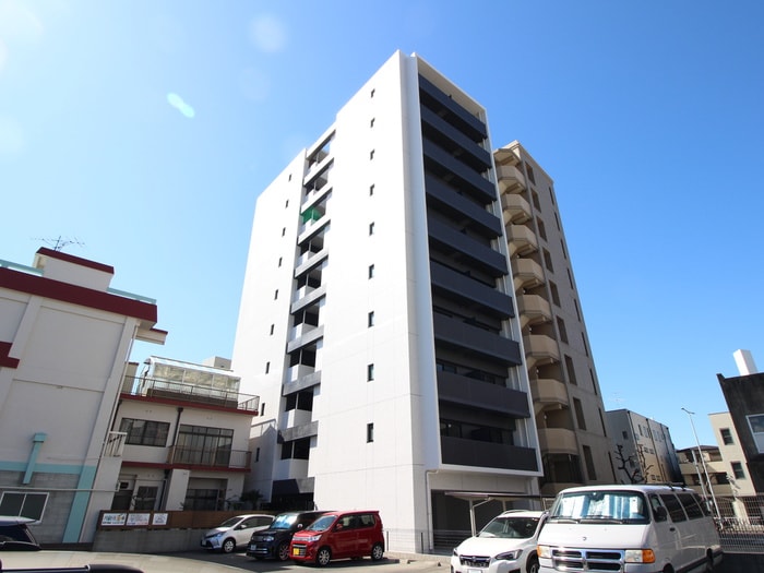 外観写真 レジデンシア花の木