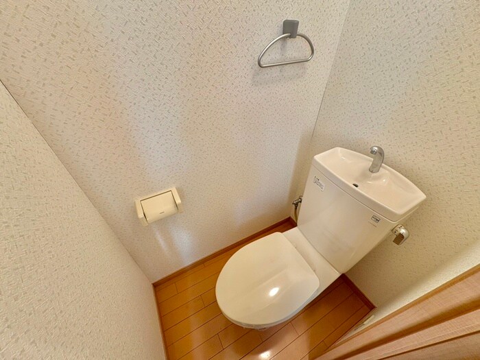 トイレ アネックスHIKARI