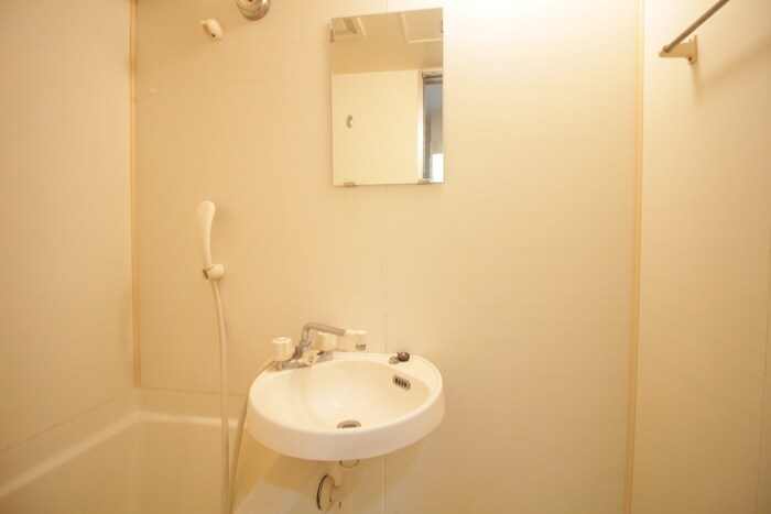 洗面 カ－サ川並