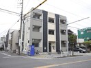 Forward Field 八田の外観