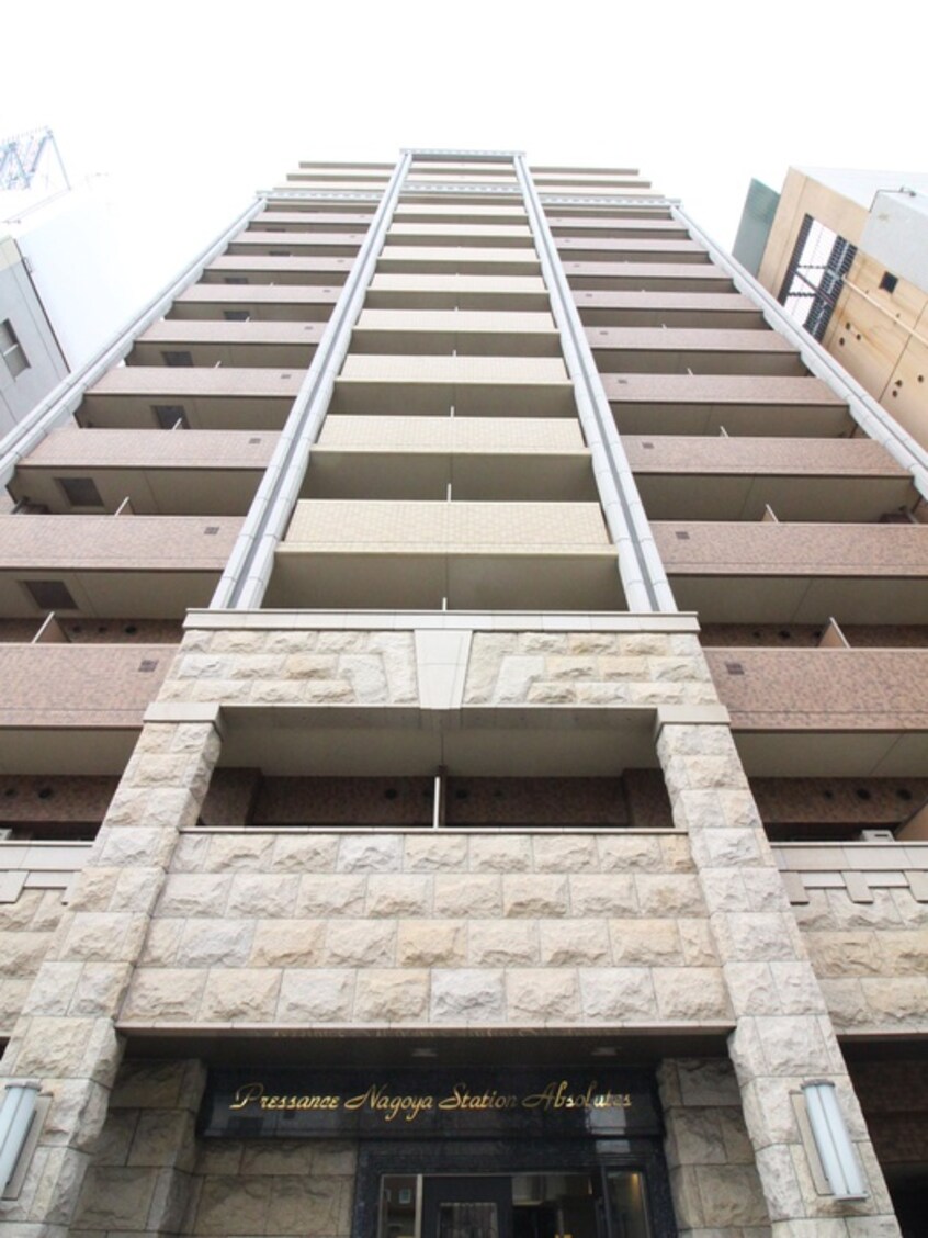外観写真 ﾌﾟﾚｻﾝｽ名古屋STATIONｱﾌﾞｿﾘｭｰﾄ