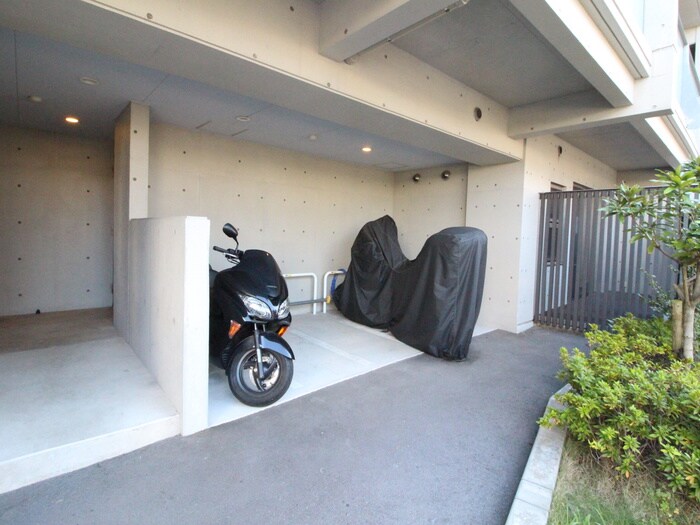 バイク置き場 SK　BUILDING‐10