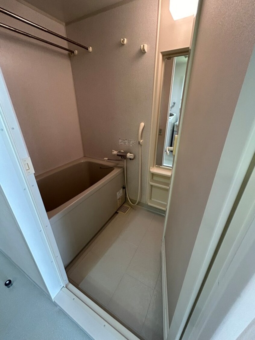 バス／シャワールーム等 メイビル向陽町