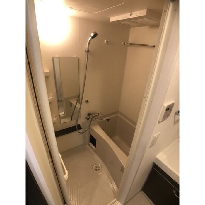 バス／シャワールーム等 ｴｽﾃﾑｺｰﾄ名古屋ｾﾝﾄﾘｱ(402)